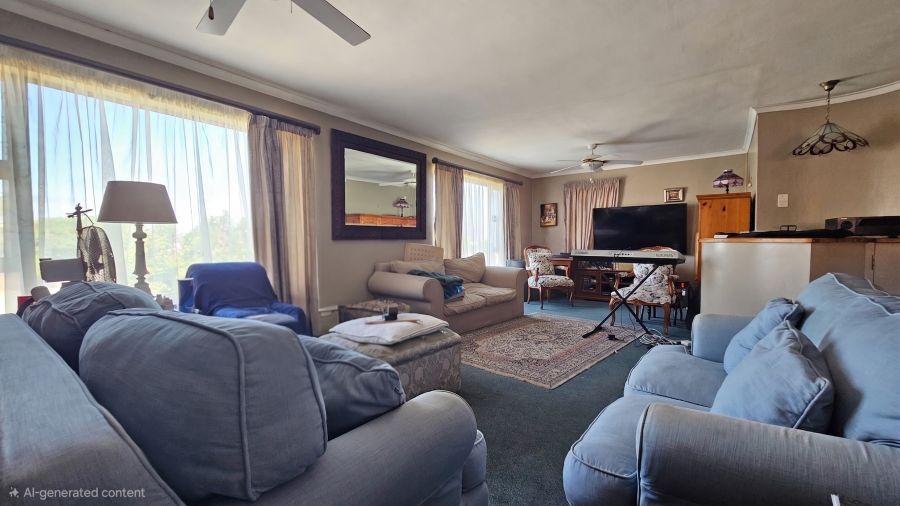 5 Bedroom Property for Sale in Voelklip Western Cape